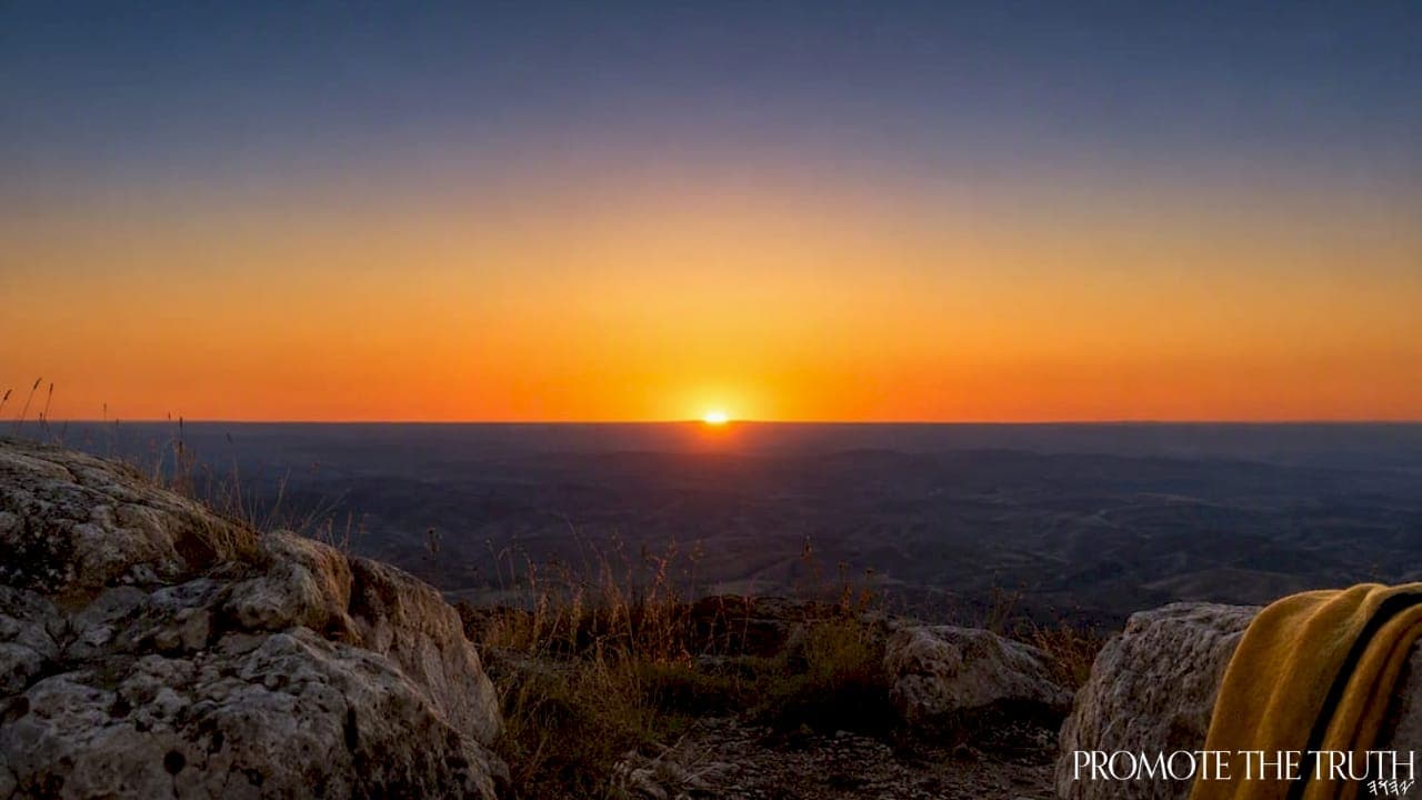Shabat (Shabbat) Time and Observance